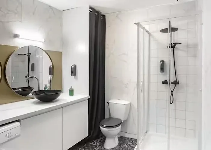 Castle View Bright Duplex Apartamento